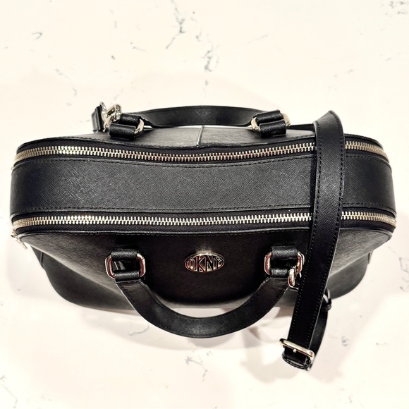 DKNY Women’s Black Bryant Park Dome Two Sided Satchel with Crossbody Strap NWOT - Picture 2 of 9